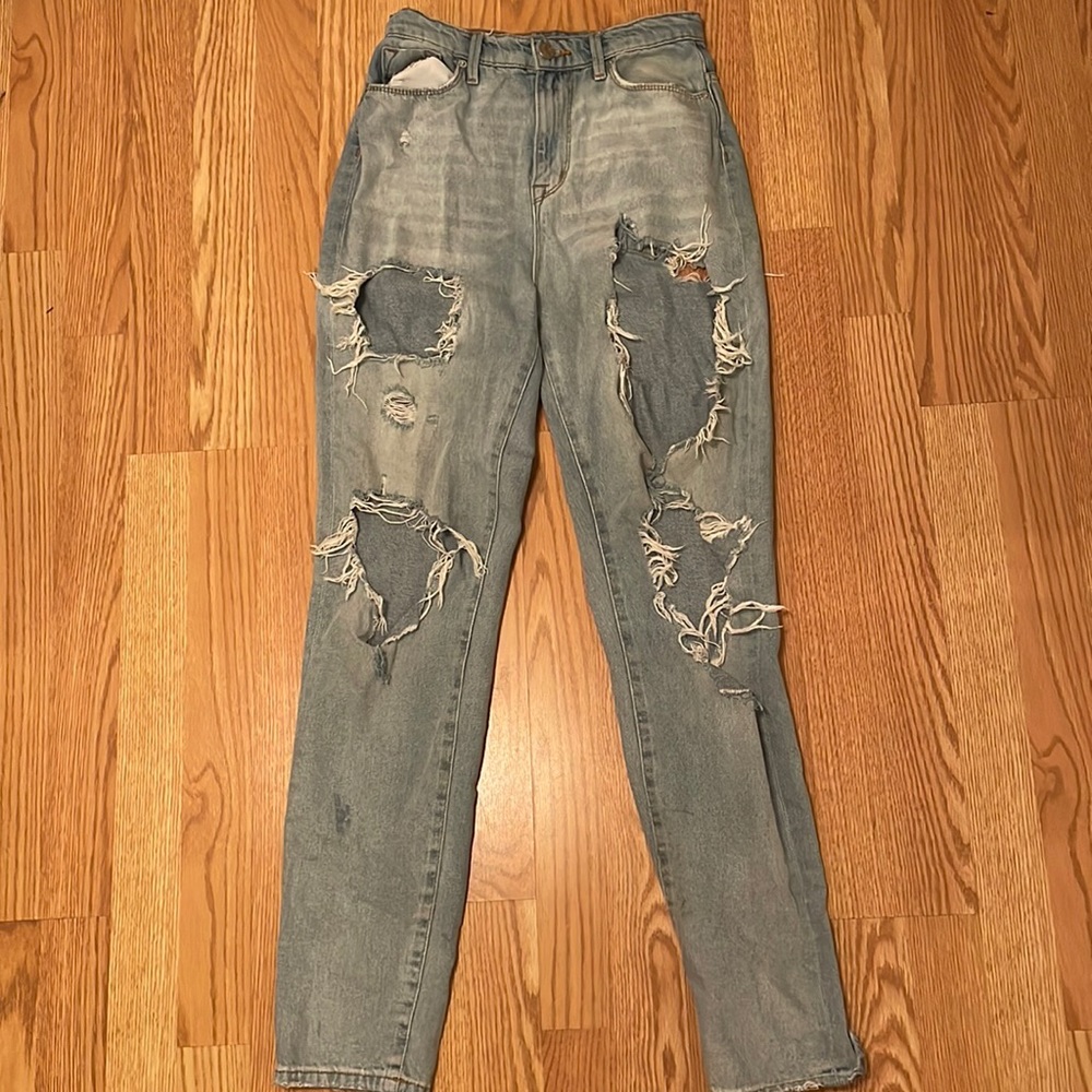 BDG 25W Light Wash high waisted